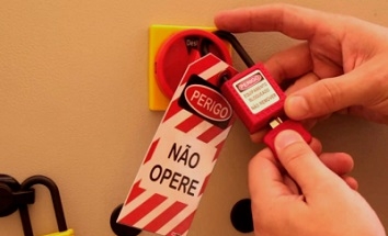 Treinamento RAC 4 Vale - Bloqueio, Identificação e Zero Energia